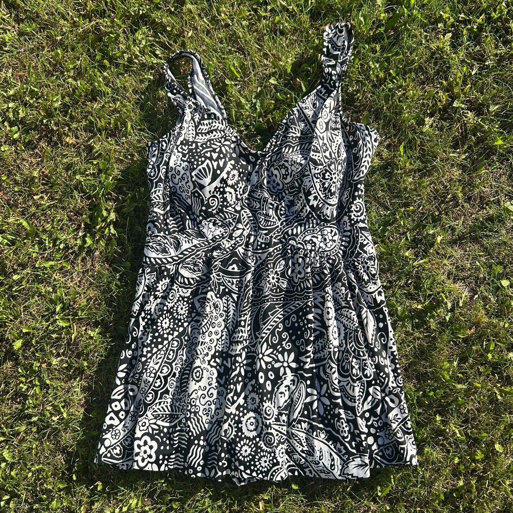 Maxine of‎ Hollywood Swimsuit Dress Plus Size 24W Skirt Black White One Piece
